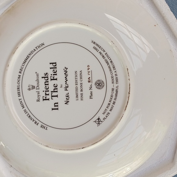 Friends in the Field Collector's Plate - Picture 2 of 2